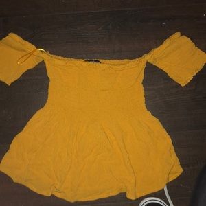 Abercrombie mustard color flowy shirt